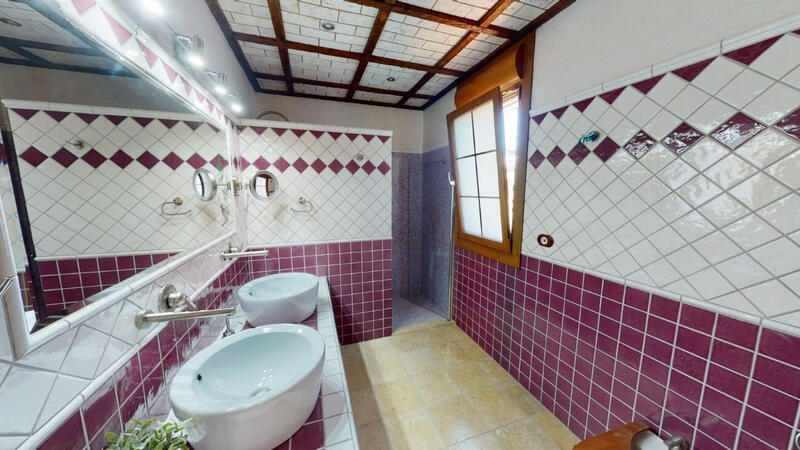 4 Cuarto Villa en venta