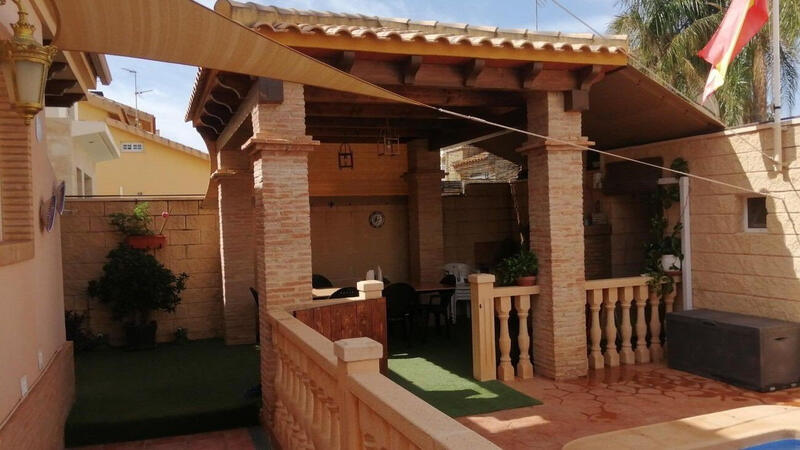 4 bedroom Villa for sale