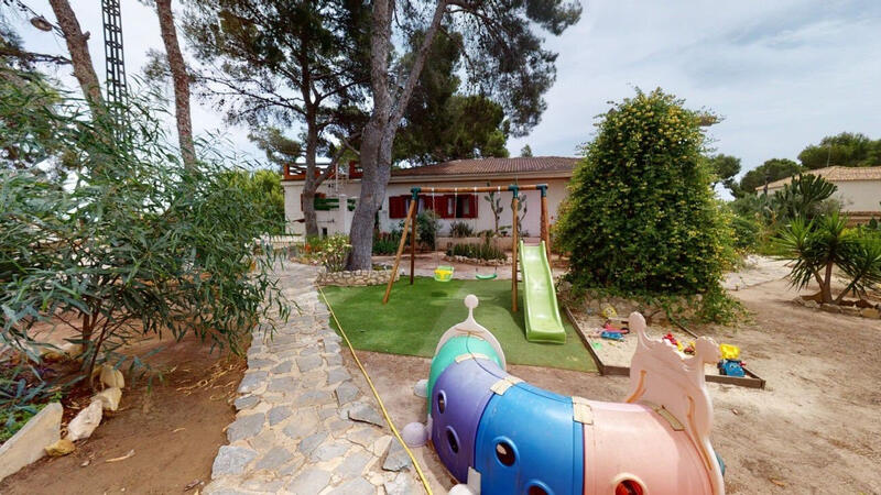 6 chambre Villa à vendre
