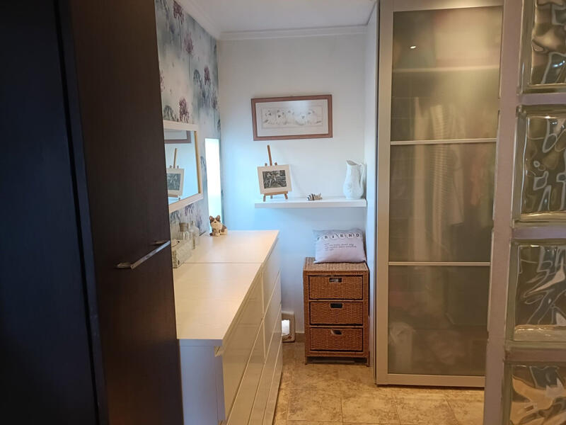 4 slaapkamer Villa Te koop