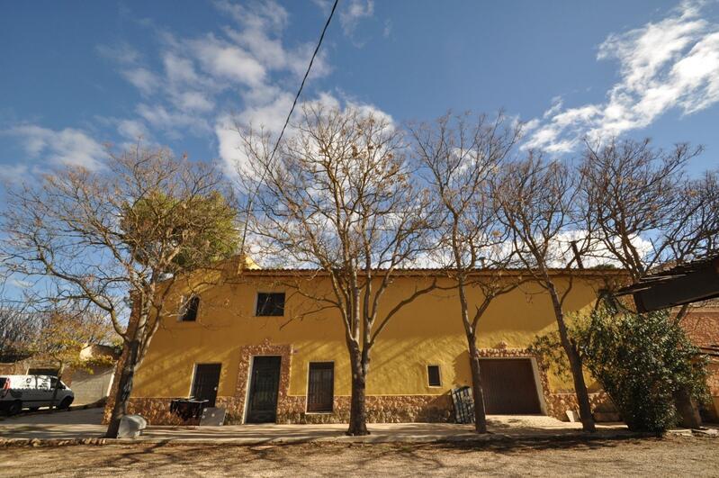 Деревенский Дом продается в Yecla, Murcia