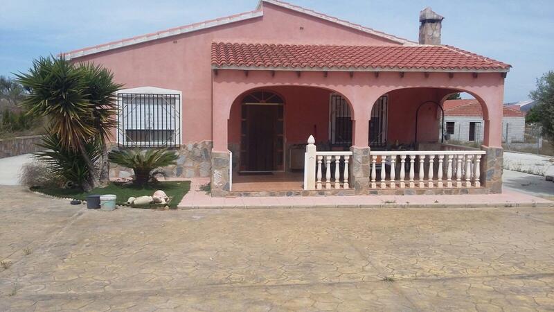 Villa til salg i Hondon de los Frailes, Alicante