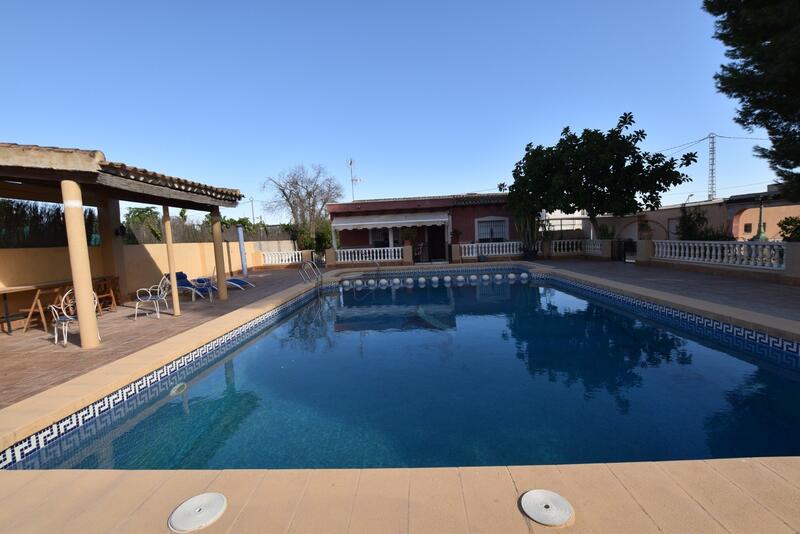 Country House for sale in Benejuzar, Alicante