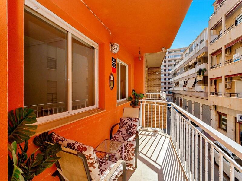 Lägenhet till salu i Torrevieja, Alicante