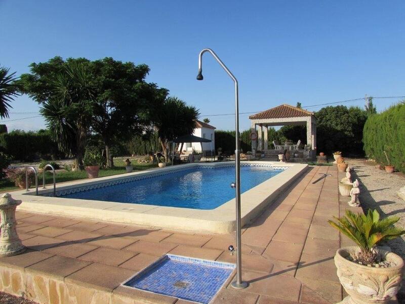 Country House for sale in Dolores, Alicante