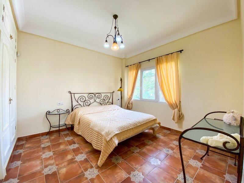7 Schlafzimmer Villa zu verkaufen