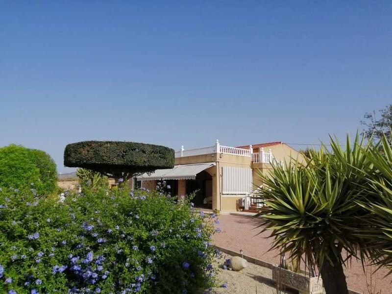 Villa à vendre dans Albatera, Alicante