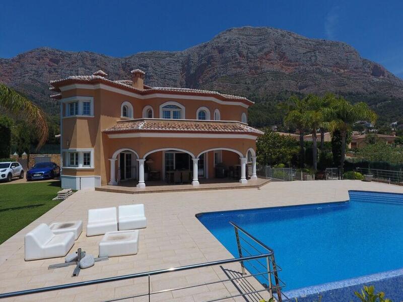 Villa till salu i Javea, Alicante