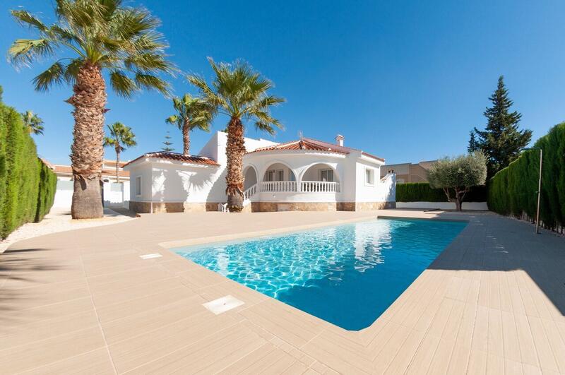 Villa zu verkaufen in Benijófar, Alicante