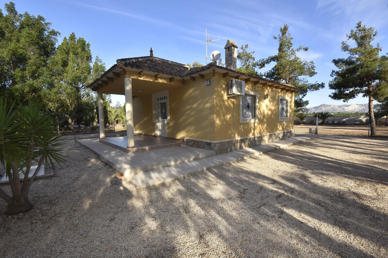 6 Schlafzimmer Landhaus zu verkaufen