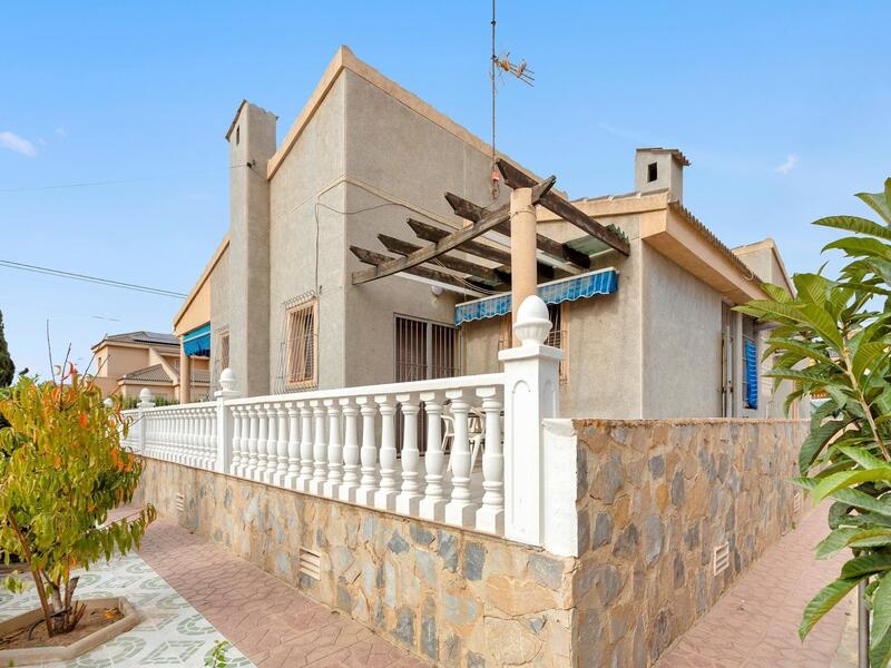 4 Cuarto Villa en venta