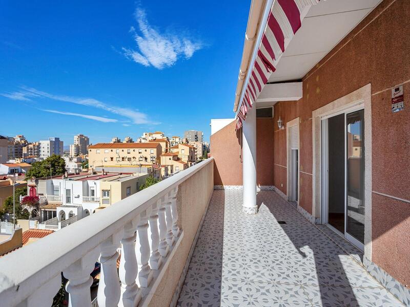 Apartamento en venta en Torrevieja, Alicante