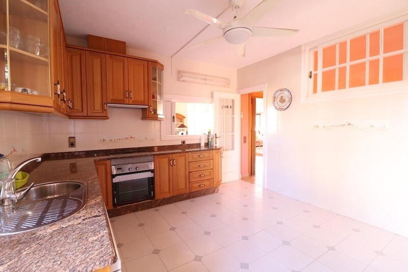 5 Cuarto Villa en venta