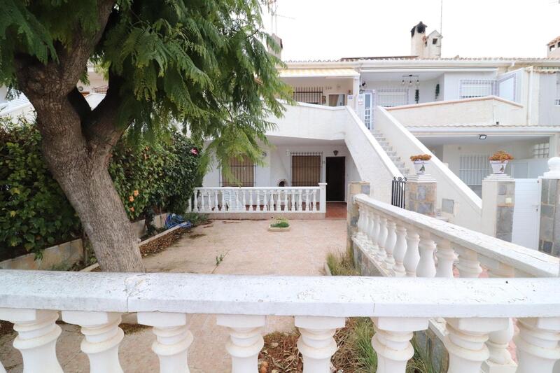 Villa zu verkaufen in Orihuela Costa, Alicante