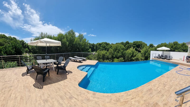 7 chambre Villa à vendre