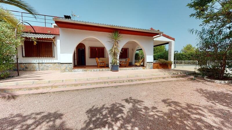 Villa à vendre dans Elx/Elche, Alicante