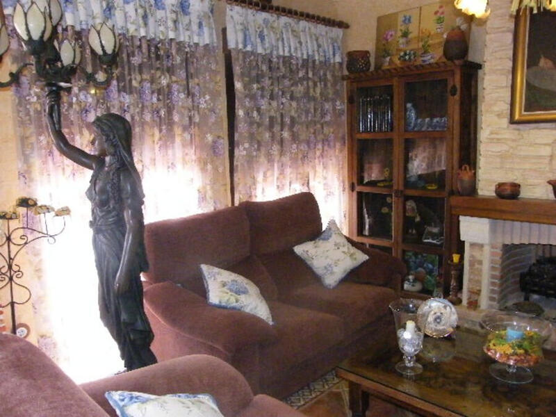 6 slaapkamer Gezinswoning Te koop