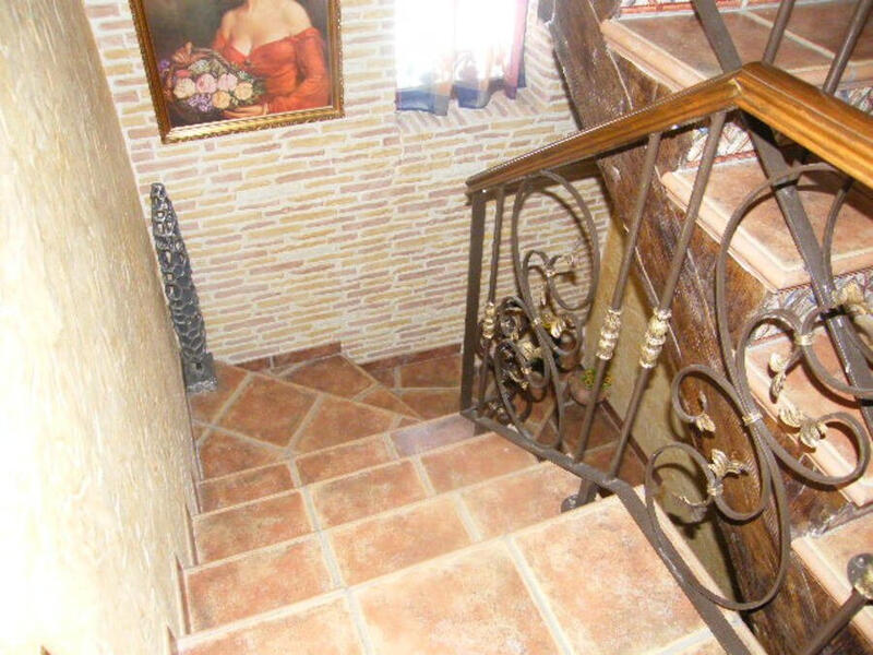 6 slaapkamer Gezinswoning Te koop