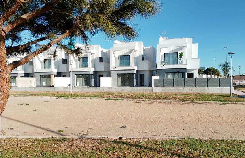 Villa til salgs i San Javier, Murcia