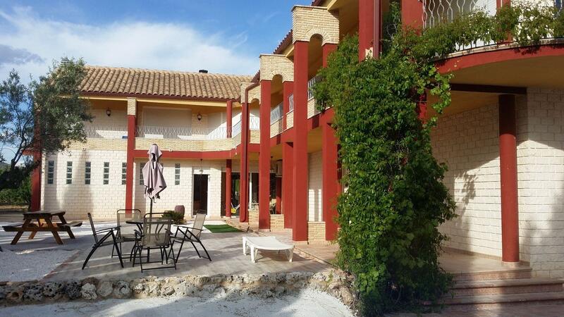 Villa à vendre dans Yecla, Murcia