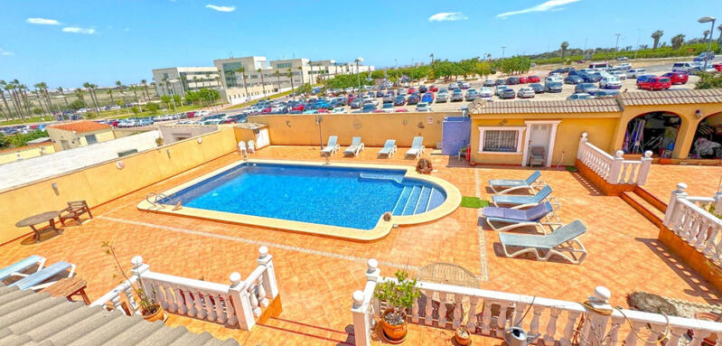6 Cuarto Villa en venta