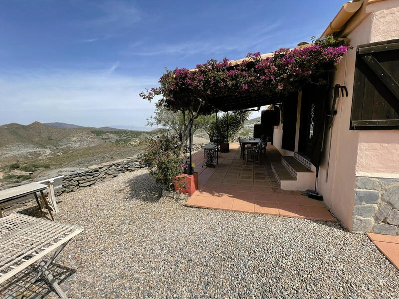4 bedroom Country House for sale