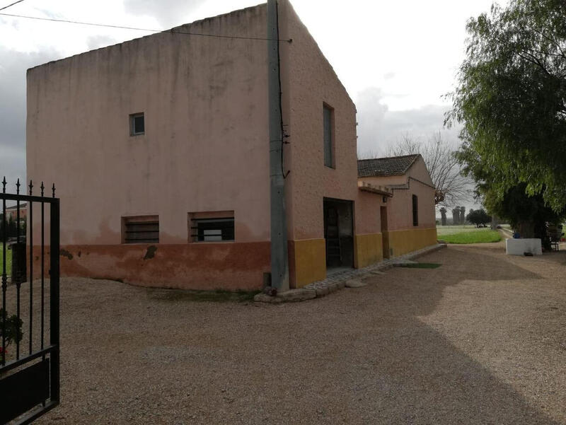 Country House for sale in Torrevieja, Alicante