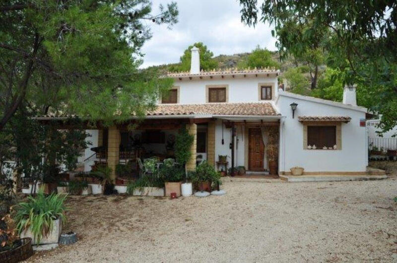 Landsted til salg i Torrevieja, Alicante