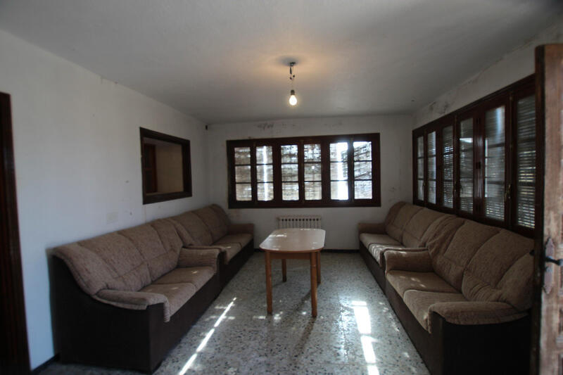 6 bedroom Country House for sale