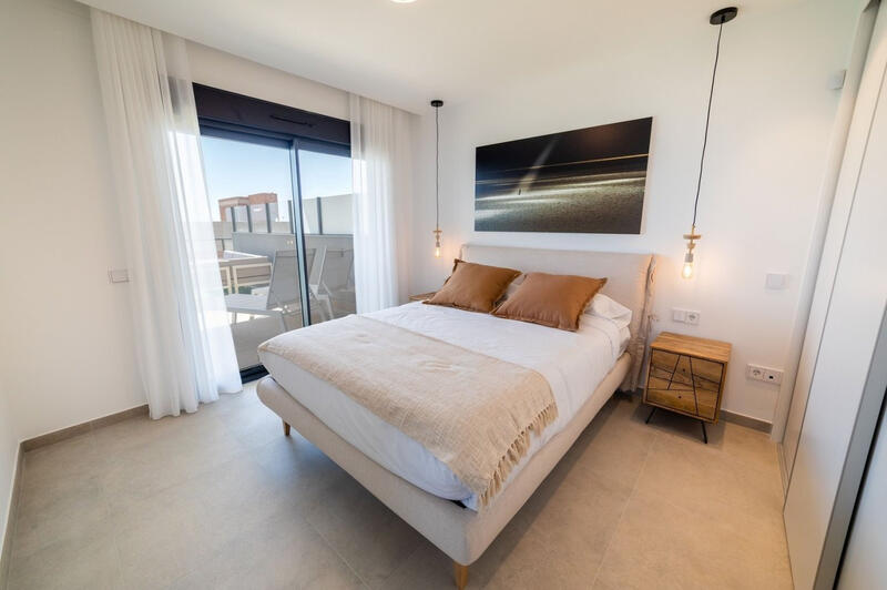 3 bedroom Apartment for sale