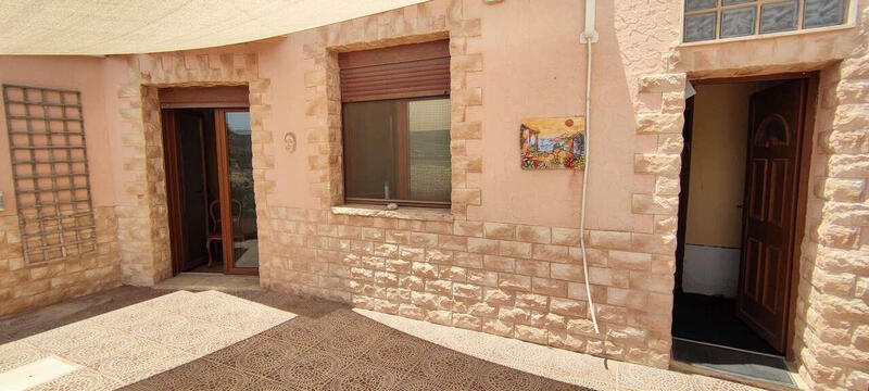 4 chambre Auberge à vendre