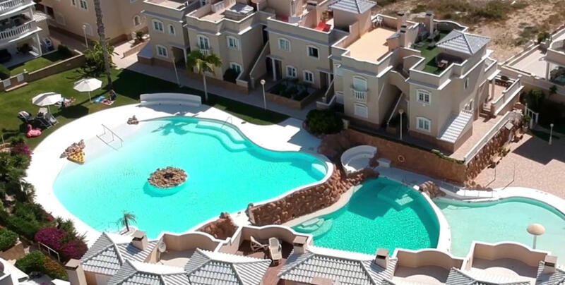 2 bedroom Apartment for sale