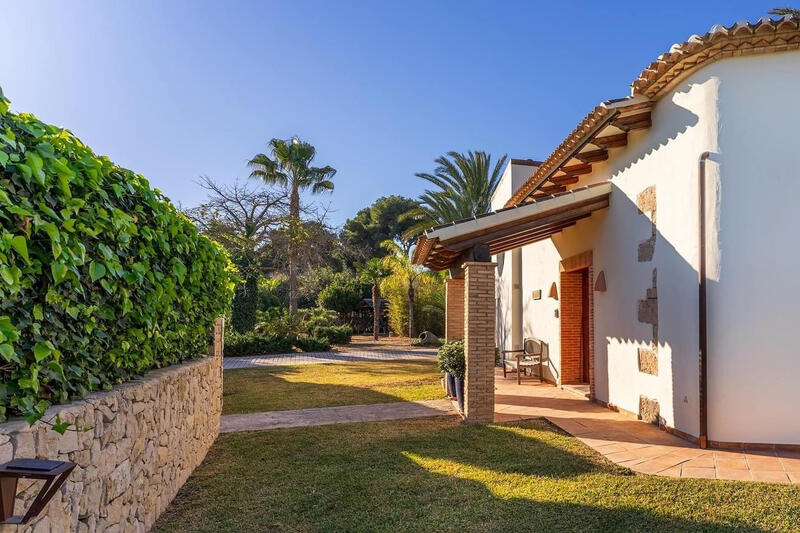 4 slaapkamer Villa Te koop