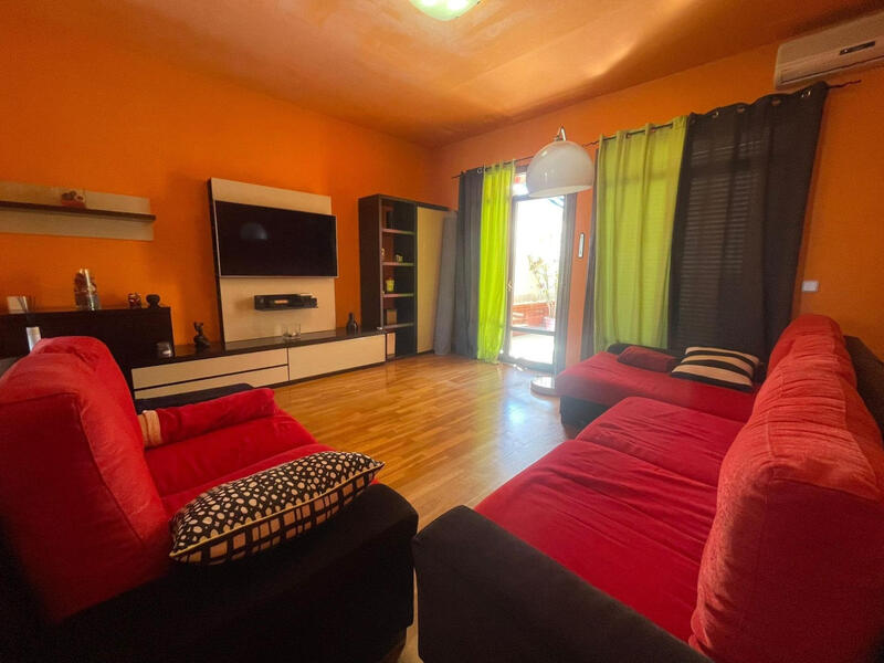 вилла продается в Torrevieja, Alicante