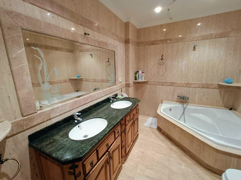 5 Cuarto Adosado en venta