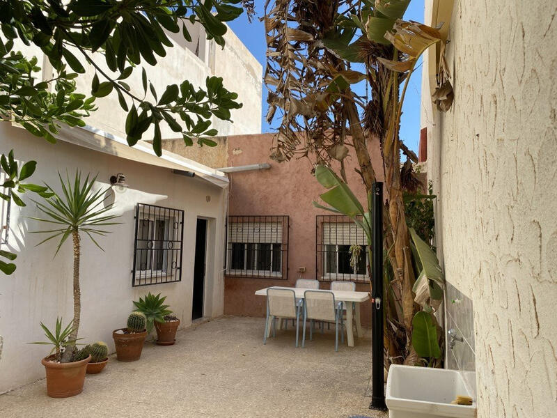 3 slaapkamer Villa Te koop