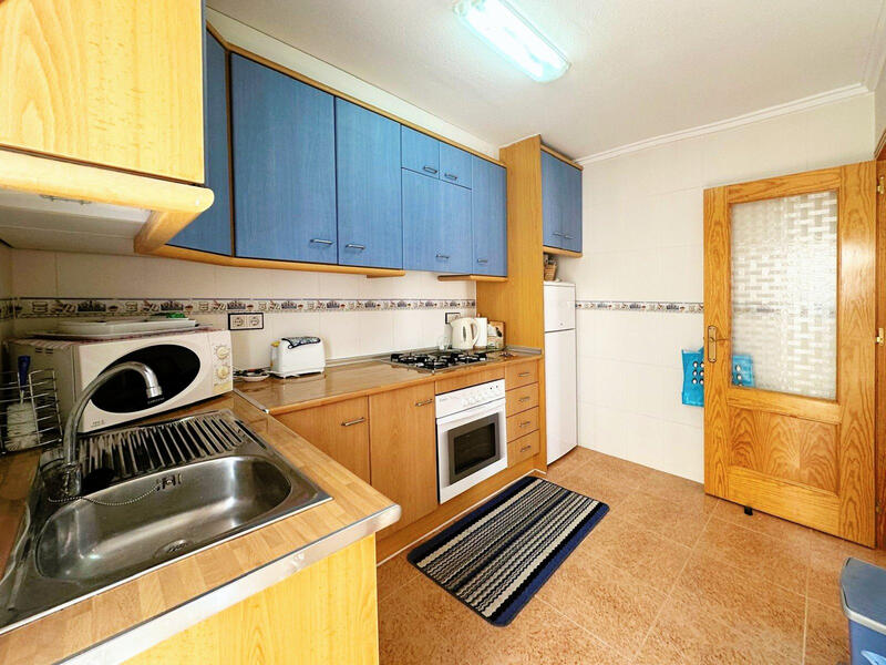 2 Cuarto Adosado en venta
