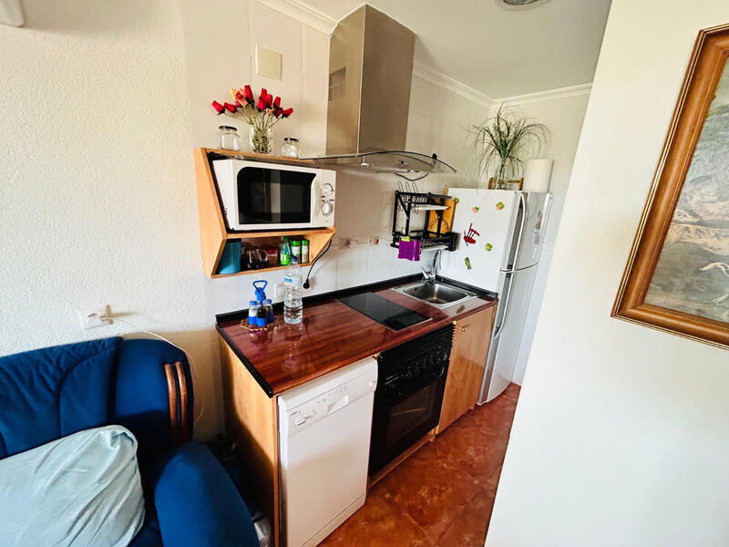 2 slaapkamer Gezinswoning Te koop