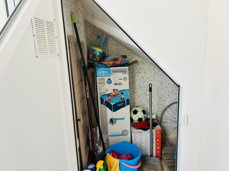 2 slaapkamer Gezinswoning Te koop