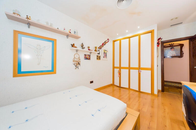 5 Schlafzimmer Sonstiges zu verkaufen