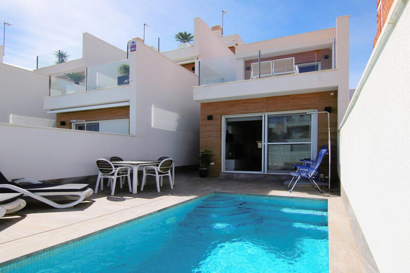 вилла продается в San Pedro del Pinatar, Murcia