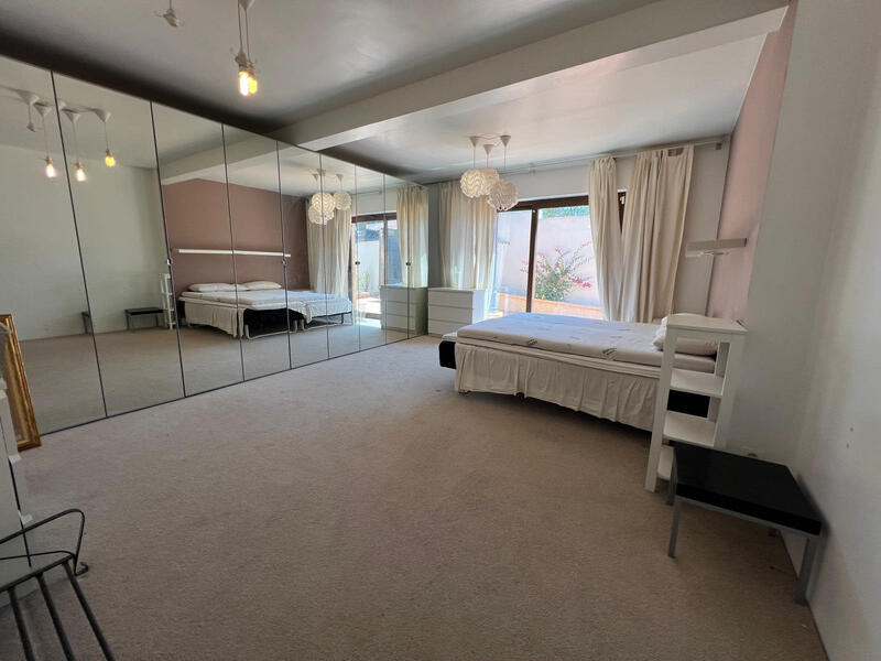 5 bedroom Villa for sale