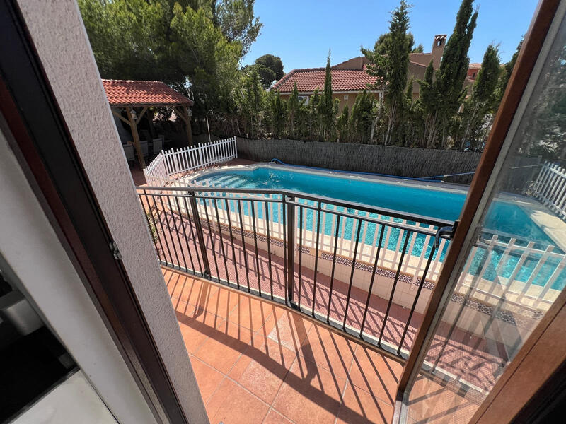 5 bedroom Villa for sale
