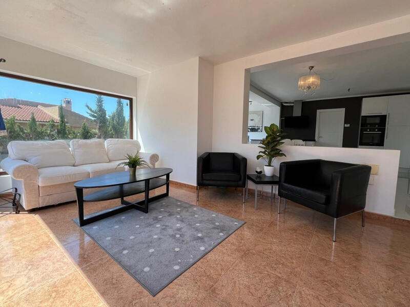 5 bedroom Villa for sale