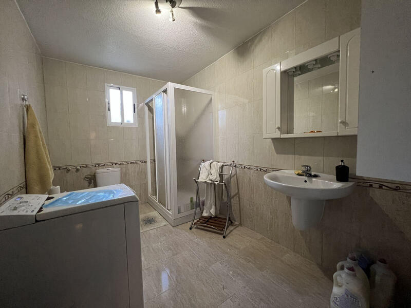 5 bedroom Villa for sale