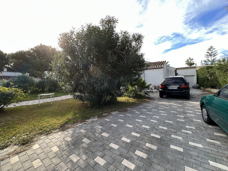 5 bedroom Villa for sale
