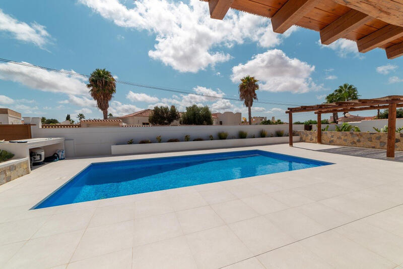 4 chambre Villa à vendre