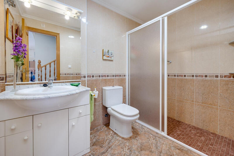 3 Cuarto Villa en venta