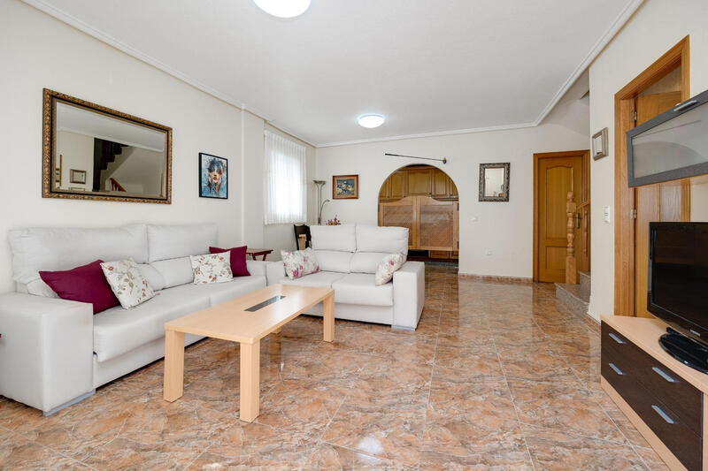 3 Cuarto Villa en venta