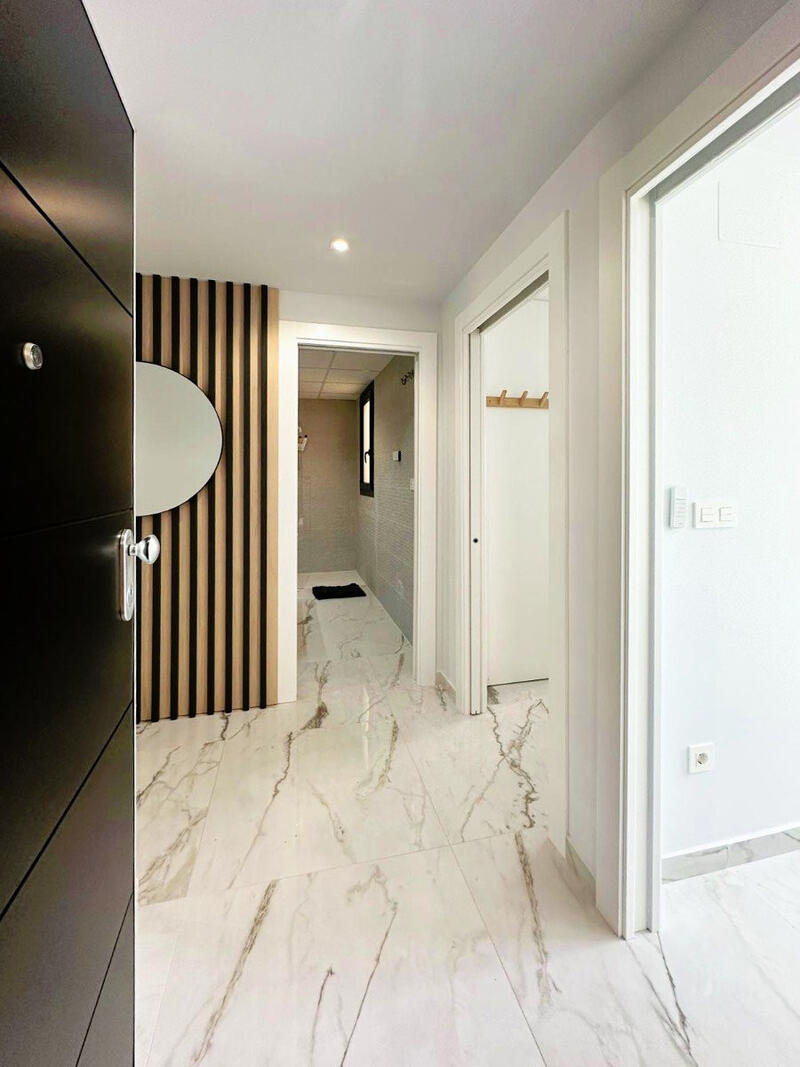 2 slaapkamer Appartement Te koop